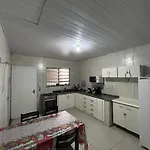 Quarto Privativo Proximo Ao Metro E Aeroporto